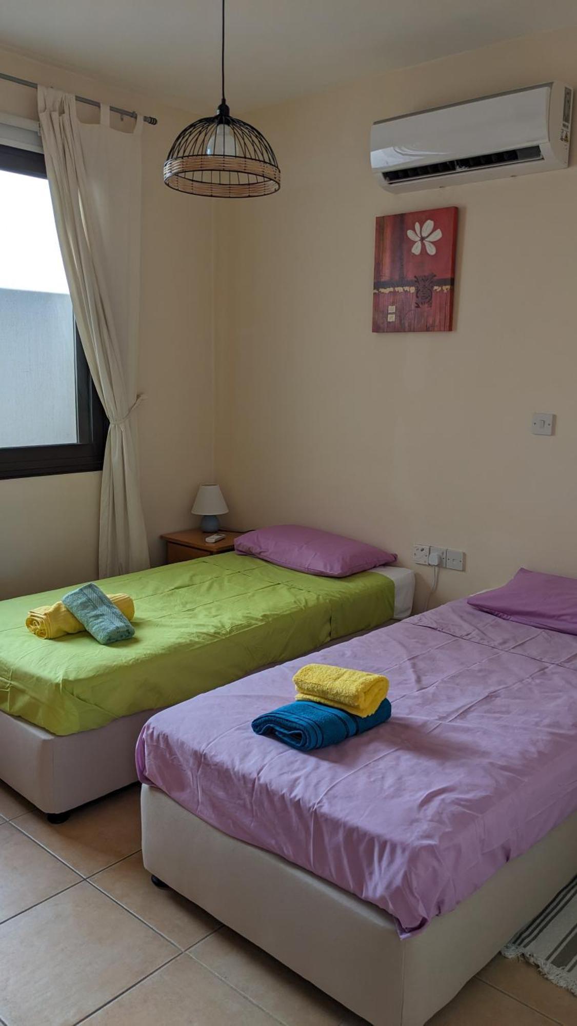 Spacious Contemporary Apartment ピッソウリ エクステリア 写真